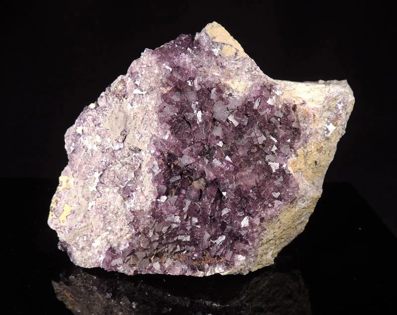 Mineral photo of Fluorite from locality Niederschlag, Germany
