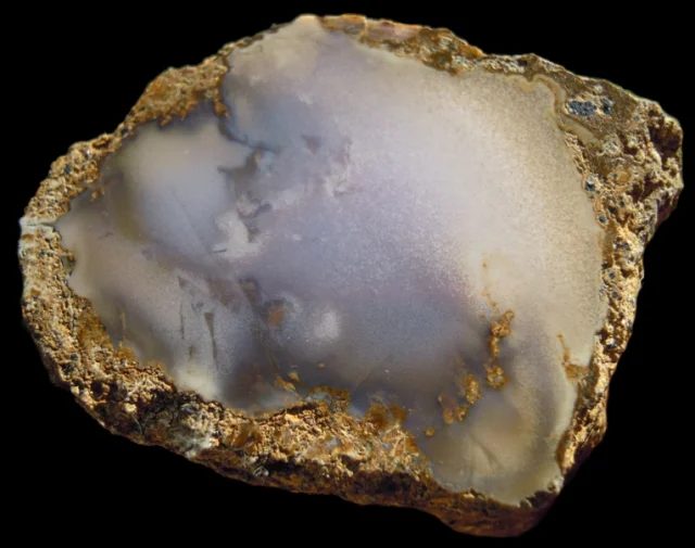 Quartz (var. chalcedony)