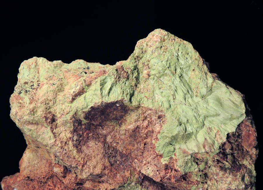 Chapmanite