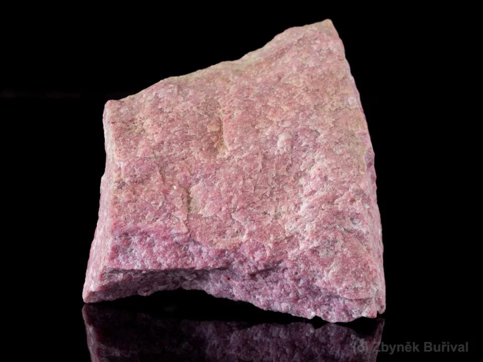 Zoisite (var. thulite)