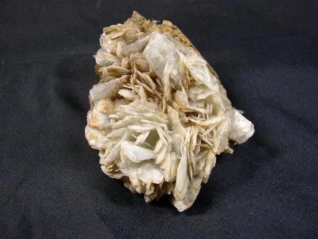 Mineral photo of Baryte from locality Baia Mare, Romania