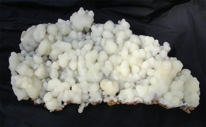 Mineral photo of Calcite from locality Javoříčský kras, Czech Republic