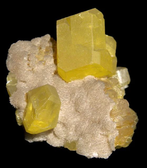 Mineral photo of Sulphur from locality Miniera Cianciane, Sicílie, Italy