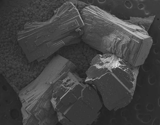 Mineral photo of Thomsonite-(Ca) from locality Děčín, Folknáře, Czech Republic
