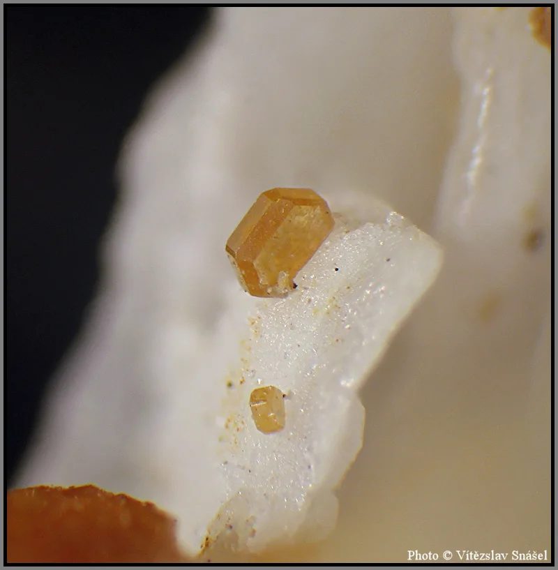 Mineral photo of Vanadinite from locality Mibladen, Morocco