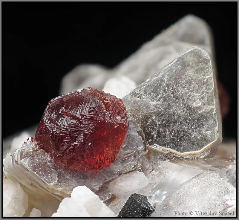 Muscovite, Spessartine