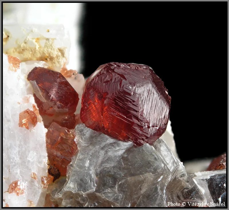 Muscovite, Spessartine