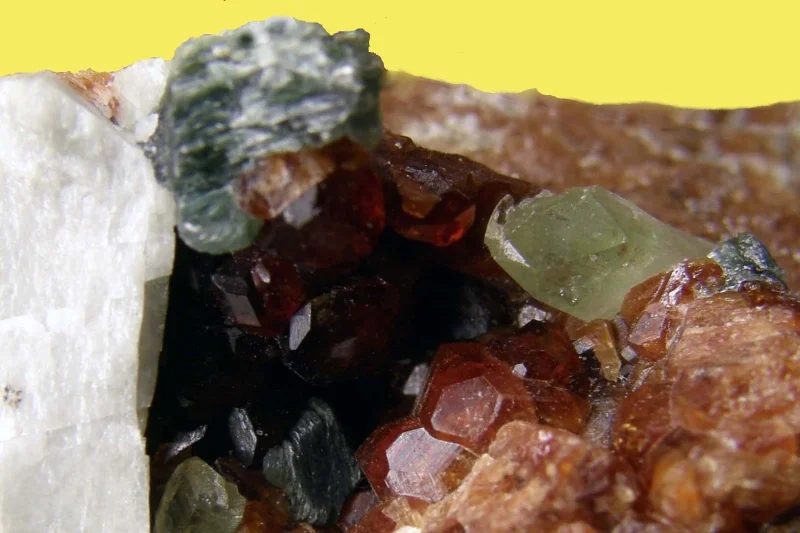 Chlorite, Diopside, Grossular