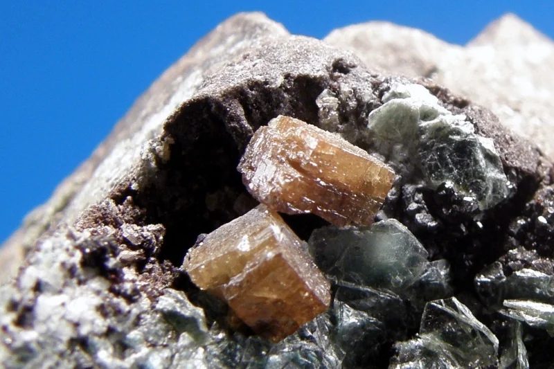 Mineral photo of Chlorite, Perovskite from locality Rocca Castellaccio, Italy