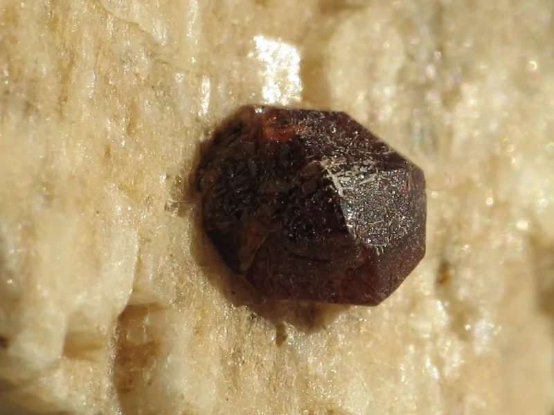 Mineral photo of Spessartine from locality Strážek, Czech Republic
