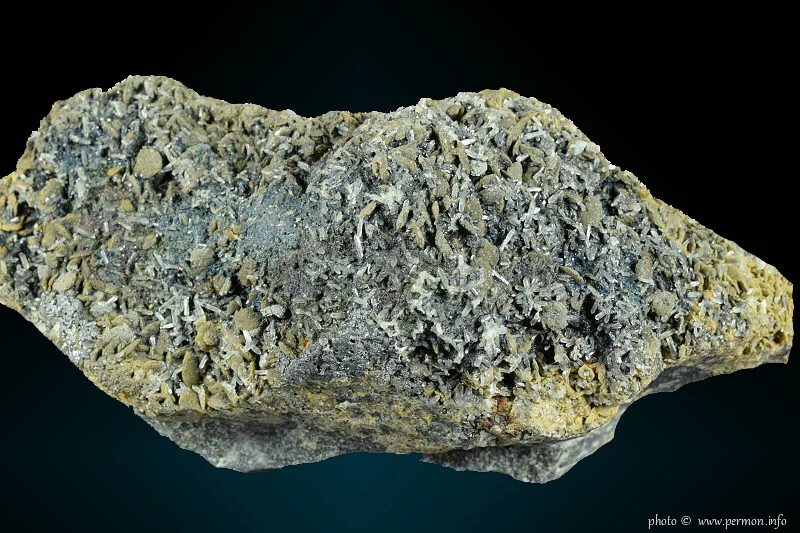Mineral photo of Boulangerite from locality Příbram, Czech Republic