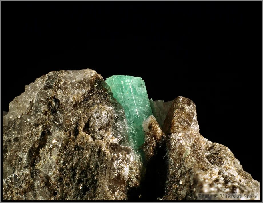 Beryl (var. emerald)