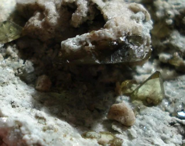Mineral photo of Titanite from locality Shigar District, Gilgit-Baltistan, Pakistan