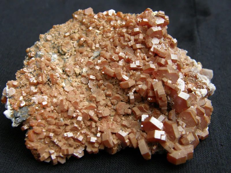 Mineral photo of Vanadinite from locality Mibladen, Morocco