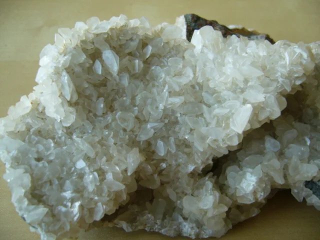 Mineral photo of Calcite from locality Dobkovice, Czech Republic