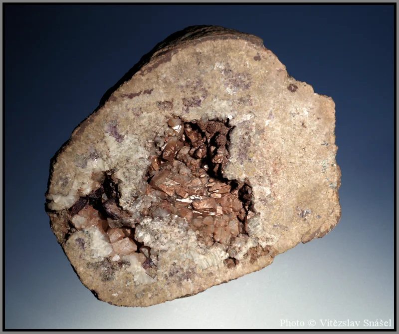 Mineral photo of Calcite, Fluorite from locality Šonov u Broumova, Czech Republic