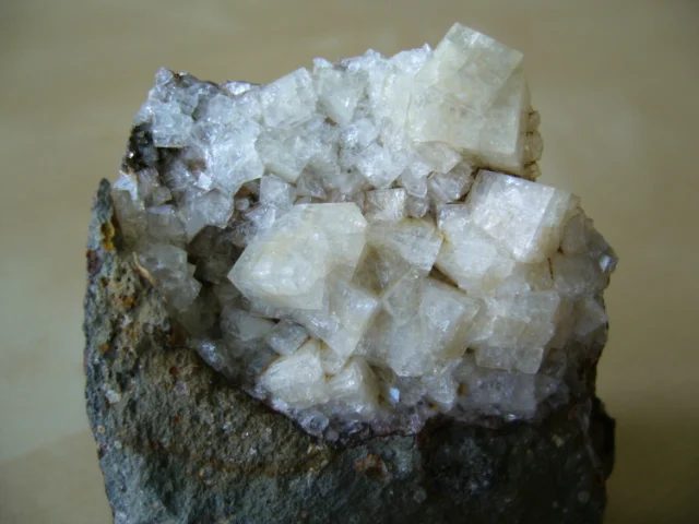Mineral photo of Chabazite-(Ca) from locality Cvikov, Czech Republic