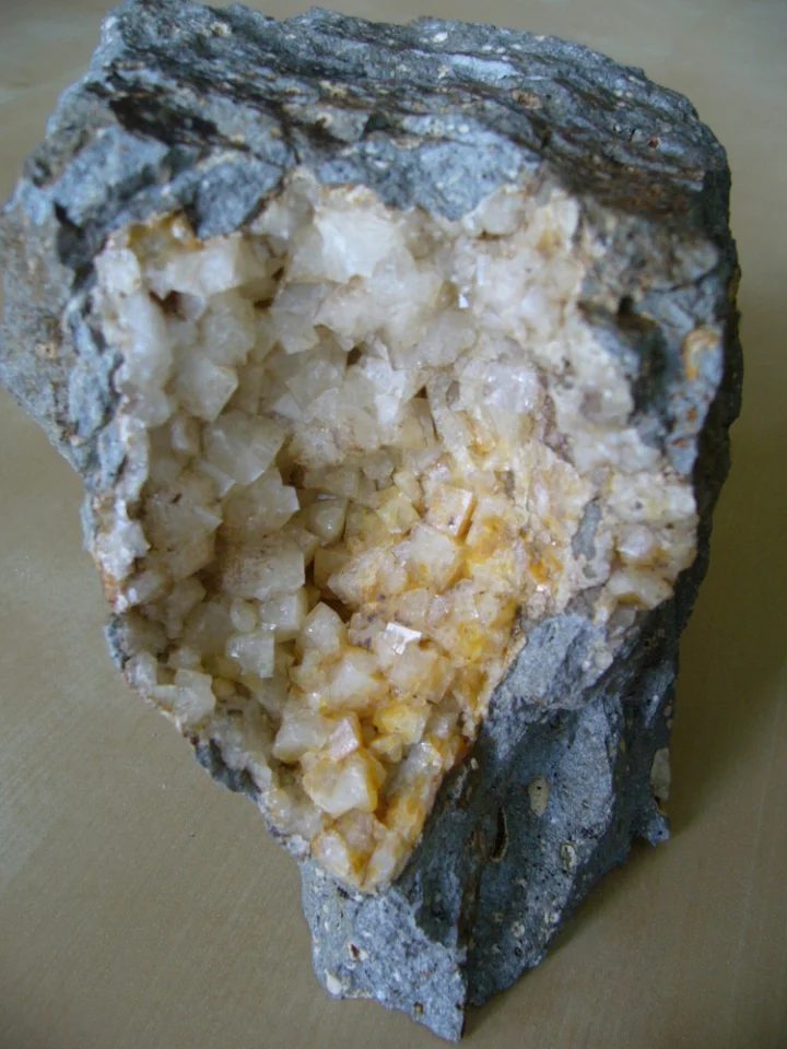 Mineral photo of Chabazite-(Sr) from locality Řepčice, Czech Republic