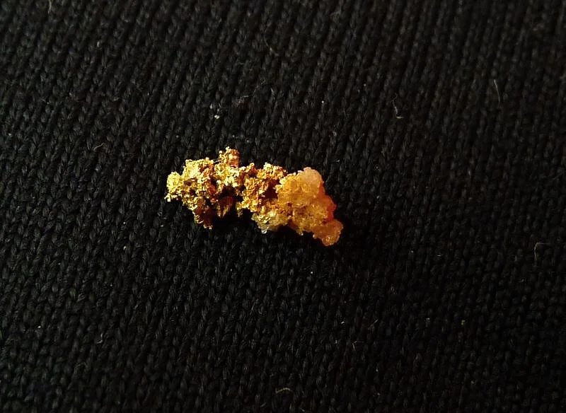 Mineral photo of Gold from locality Zlaté Hory, Czech Republic