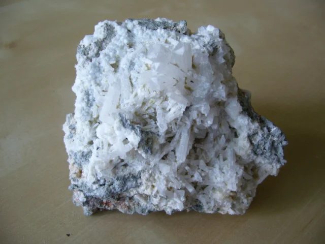 Mineral photo of Natrolite from locality Těchlovice, Czech Republic