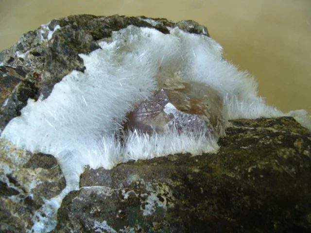Mineral photo of Natrolite from locality Soutěsky, Czech Republic