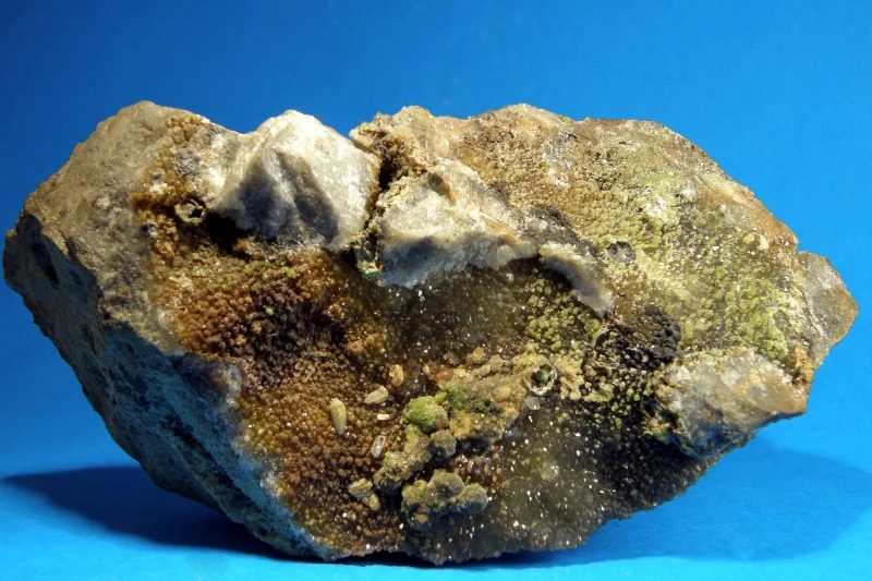 Mineral photo of Cerussite, Pyromorphite from locality Příbram, Czech Republic