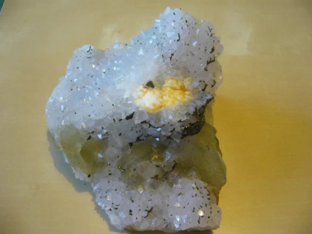 Mineral photo of Fluorite, Pyrite, Quartz from locality Běstvina, Czech Republic
