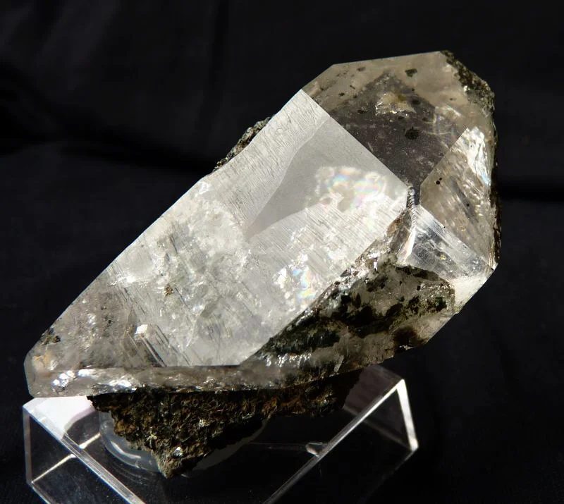 Mineral photo of Quartz (var. rock crystal) from locality Vernířovice, Czech Republic