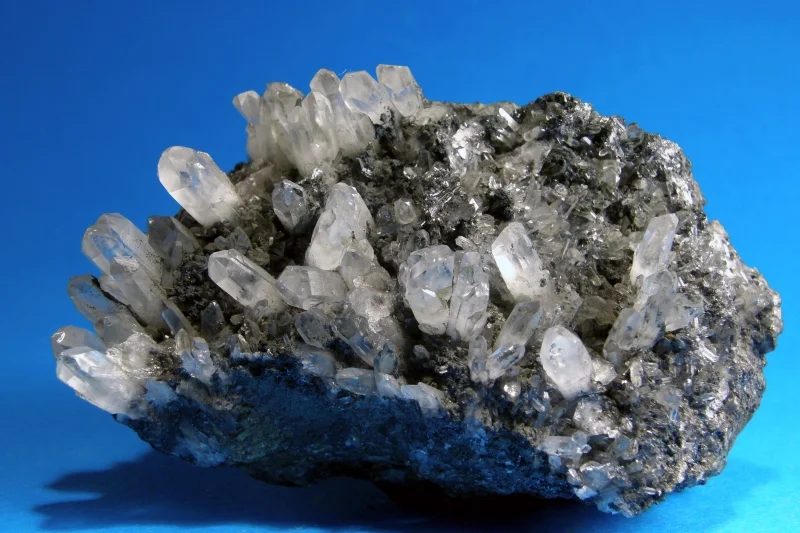 Quartz (var. rock crystal)