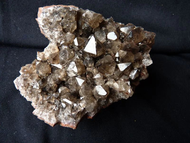 Quartz (var. smoky)