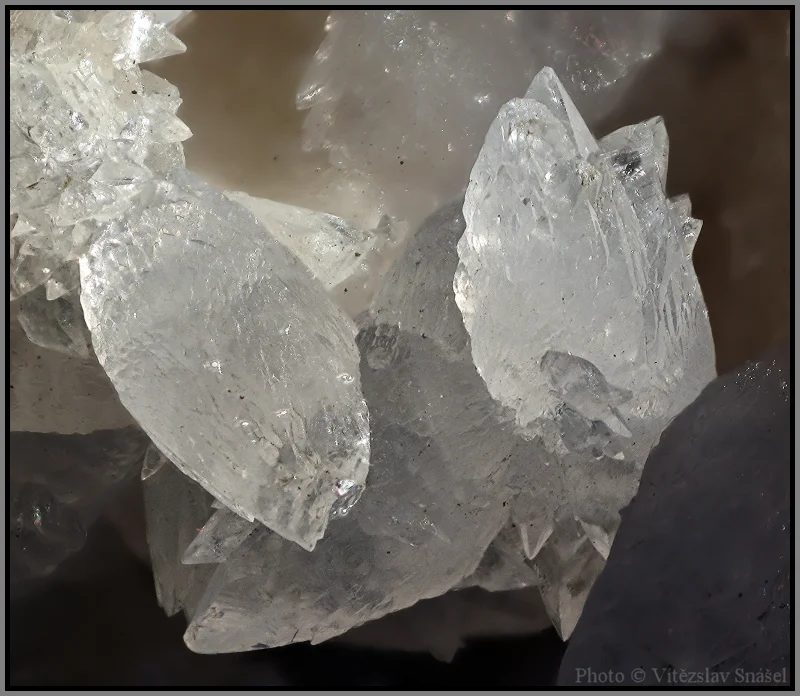 Mineral photo of Calcite from locality Cavnic, Romania