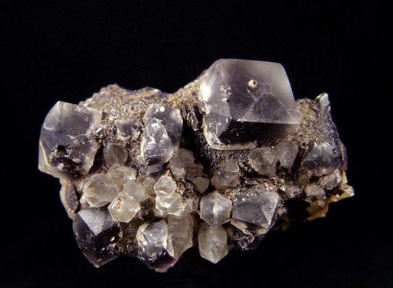 Mineral photo of Fluorite, Quartz from locality Hora Svatého Šebestiána, Czech Republic