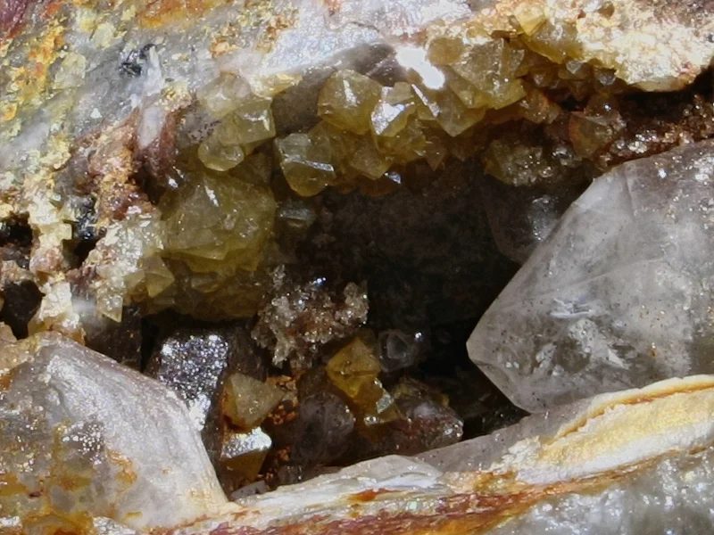 Mineral photo of Scheelite from locality Cínovec, Czech Republic