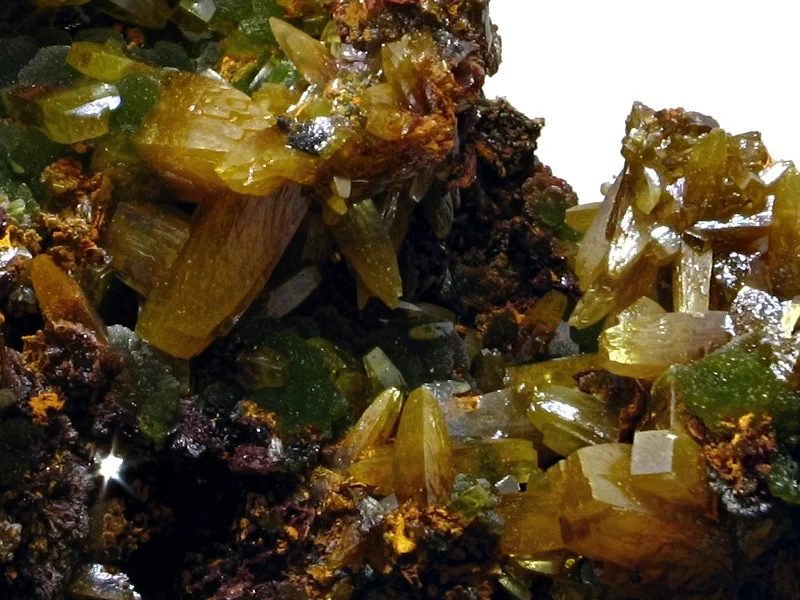Mineral photo of Mimetite, Wulfenite from locality Ojuela, Mapimí, Durango, Mexico