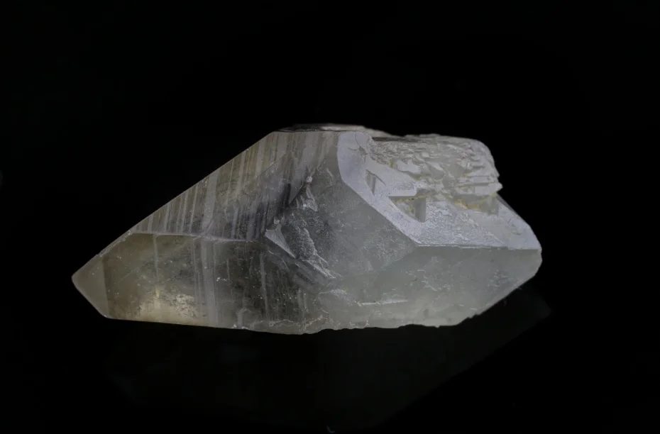 Mineral photo of Quartz from locality Korálové jámy, Czech Republic