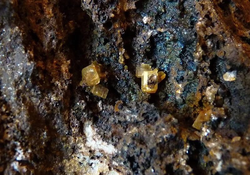 Mineral photo of Baryte from locality Zlaté Hory, Czech Republic