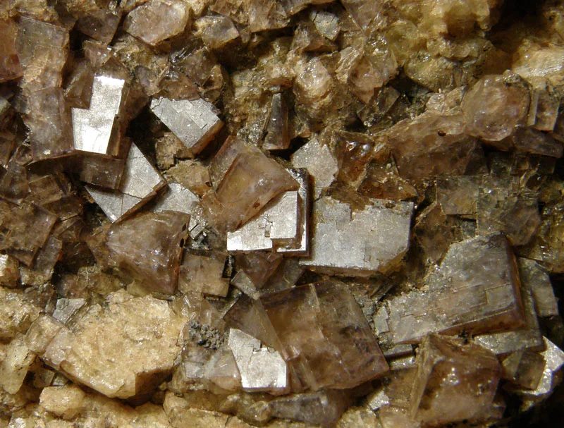 Mineral photo of Fluorite from locality Petlery, Czech Republic