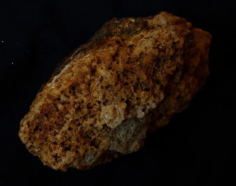 Mineral photo of Gold from locality Zlaté Hory, Czech Republic