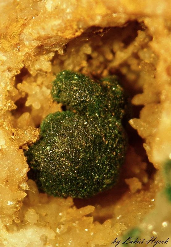Mineral photo of Malachite from locality Borovec, Czech Republic