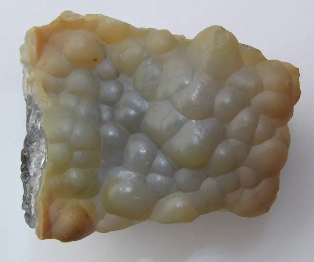 Quartz (var. chalcedony)