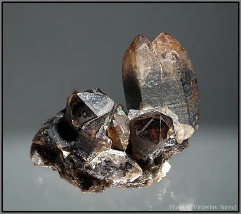 Quartz (var. smoky)