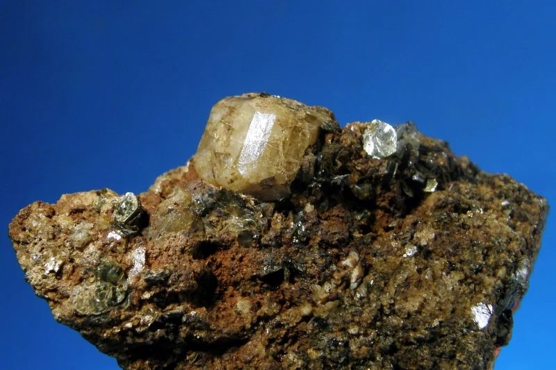 Mineral photo of Apatite from locality Gunggl, Austria