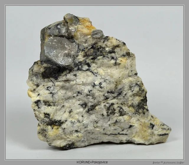 Mineral photo of Corundum from locality Pokojovice, Czech Republic