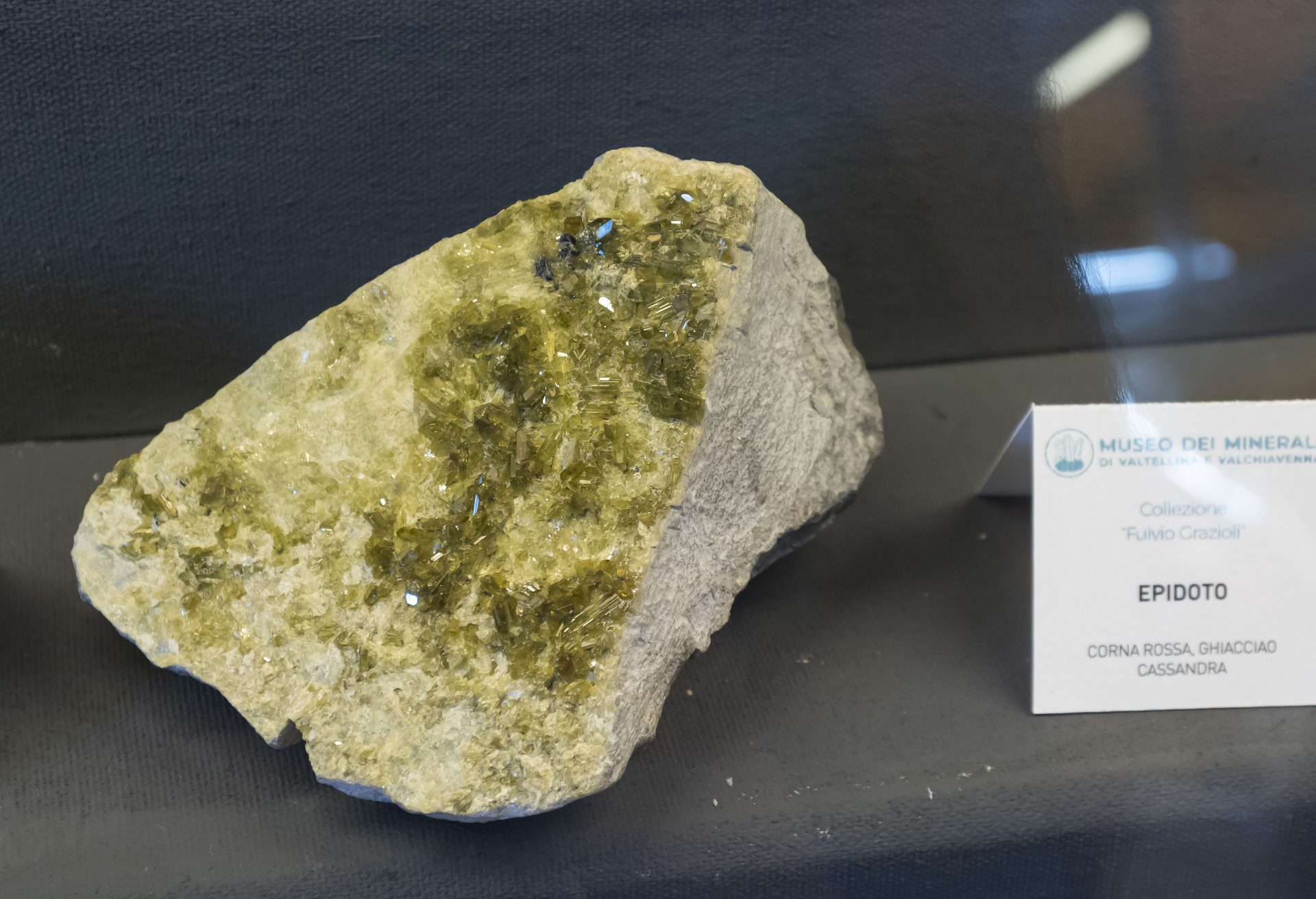 Mineral photo of Epidote from locality Corna Rossa, Sondrio Province, Lombardy, Italy