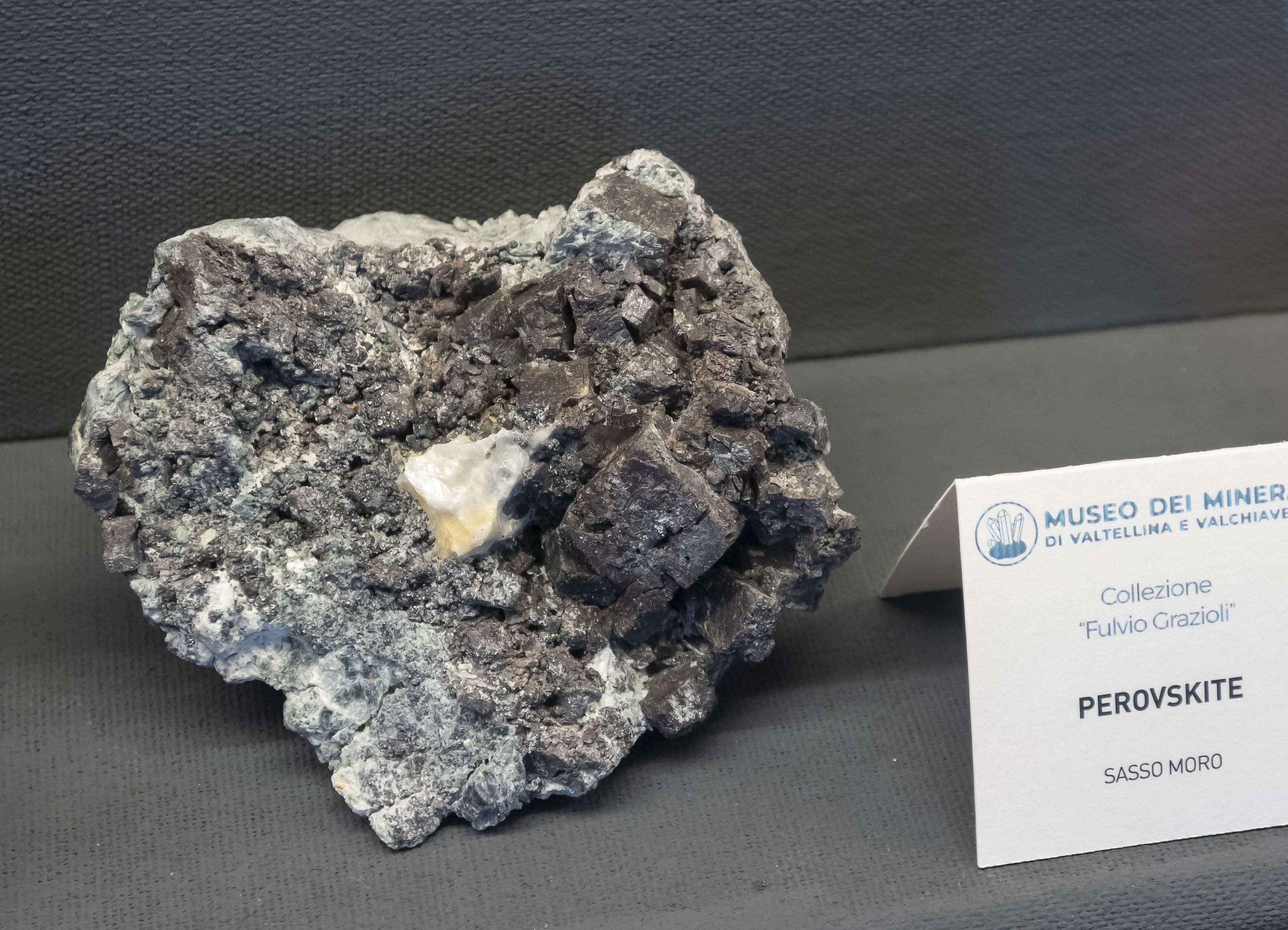 Perovskite