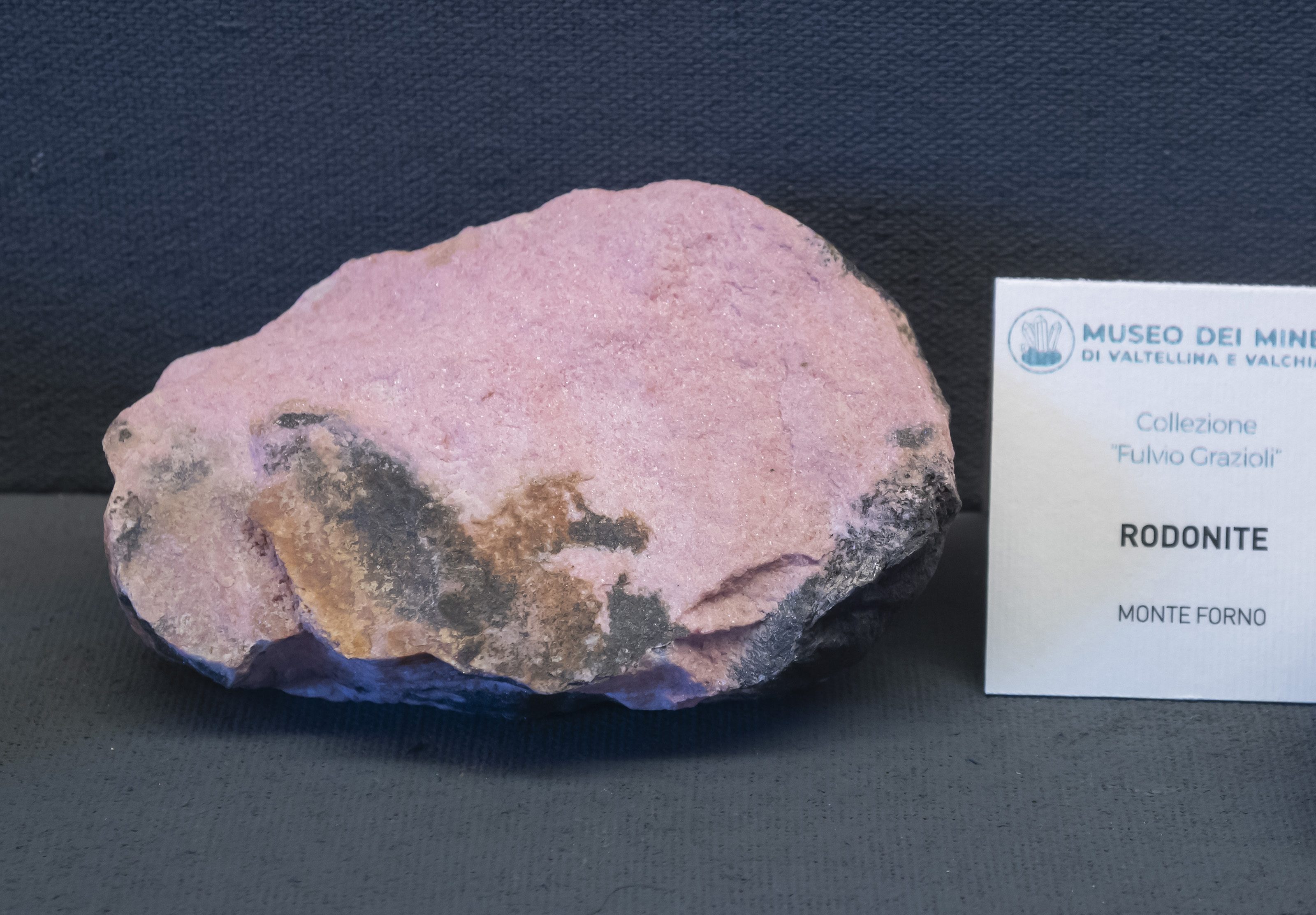 Rhodonite
