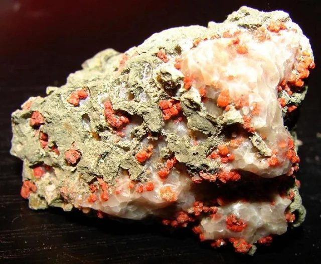 Clinoptilolite-(K)