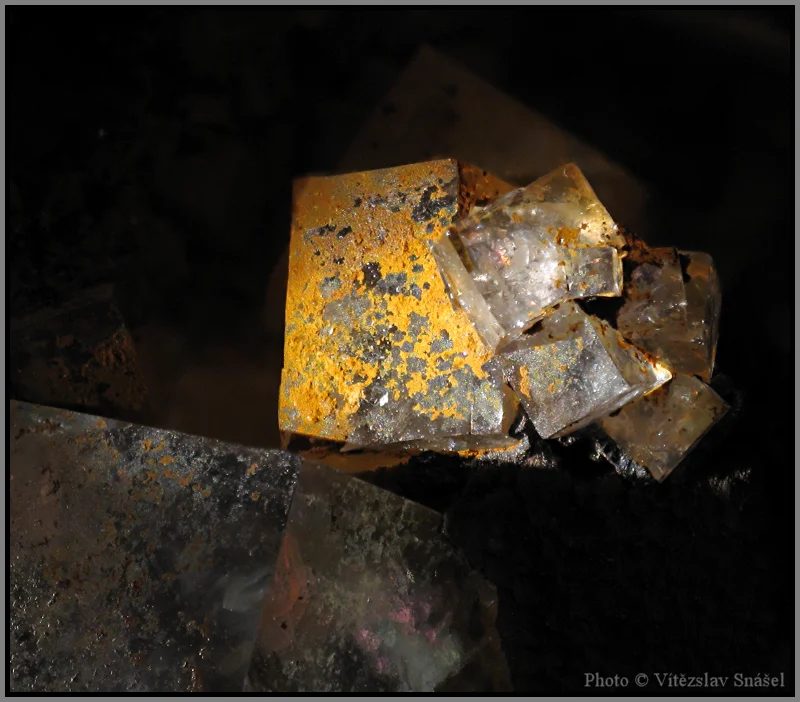 Mineral photo of Fluorite from locality Budjgar, Mongolia