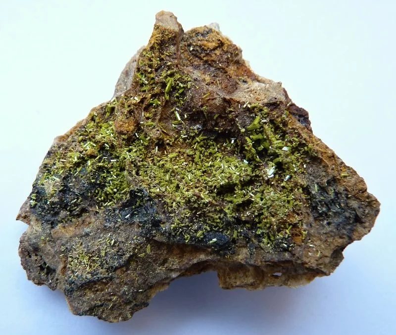 Mineral photo of Pyromorphite from locality Nová Ves u Rýmařova, Czech Republic