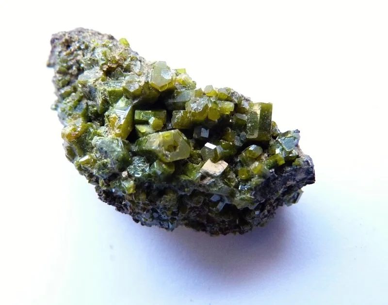 Mineral photo of Pyromorphite from locality Nová Ves u Rýmařova, Czech Republic